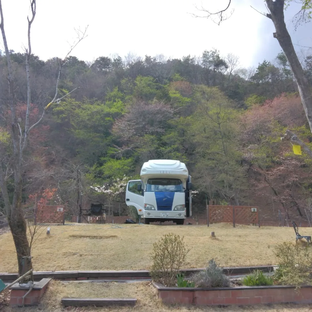 琵琶湖国定公園、比良山麓、キャンピングカー乗り入れ無料の、お...