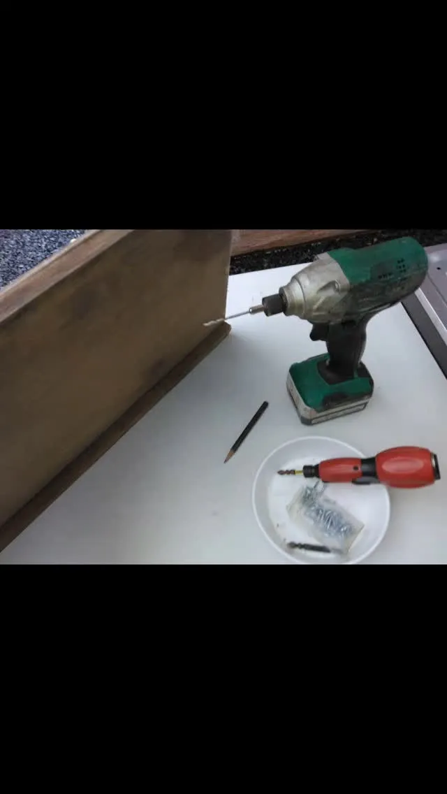 琵琶湖国定公園、比良山麓、雨の日の仕事、道具の手入れ、ビス棚...