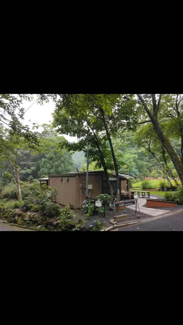 琵琶湖国定公園、比良山麓、雨上がり、芝生が綺麗な、キャンプサ...